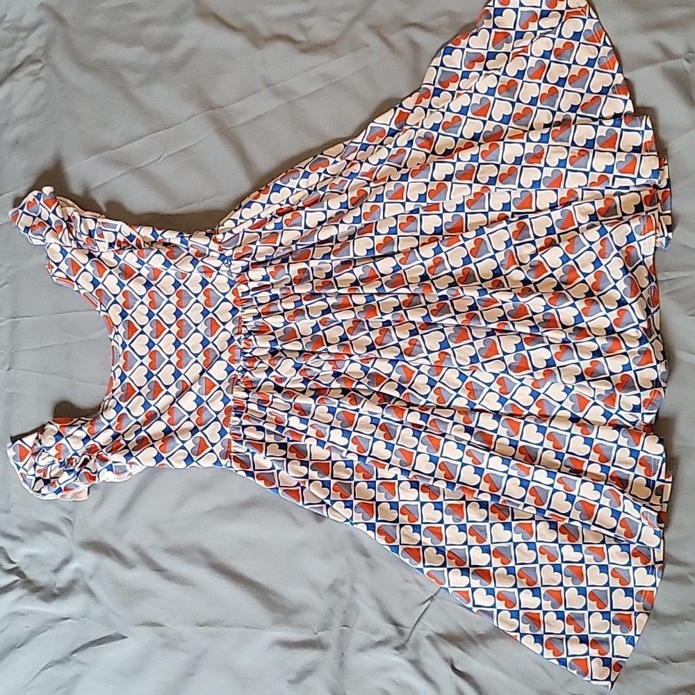Heart dot dot smile dress